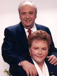 Joyce Caracci and her husband Vic, shown here in a 1980s portrait, were married for almost 60 years.