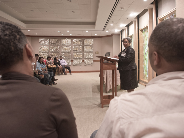 UMMC head chaplain Doris Whitaker offers words of comfort to family members of organ donors during the annual Wall of Heroes ceremony.