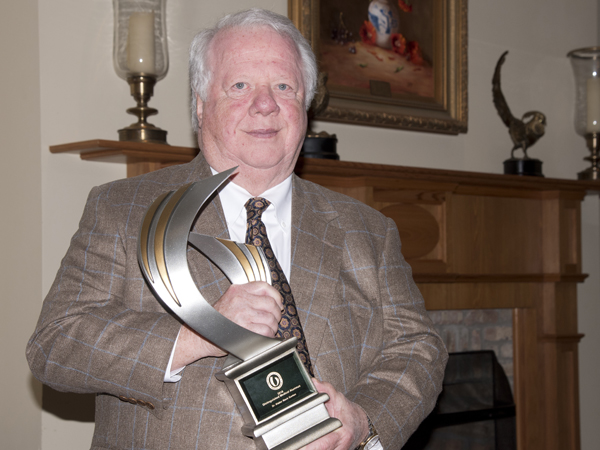 Dr. Walter "Mack" Gorton of Belzoni is the 2016 recipient of the Distinguished Medical Alumnus Award.