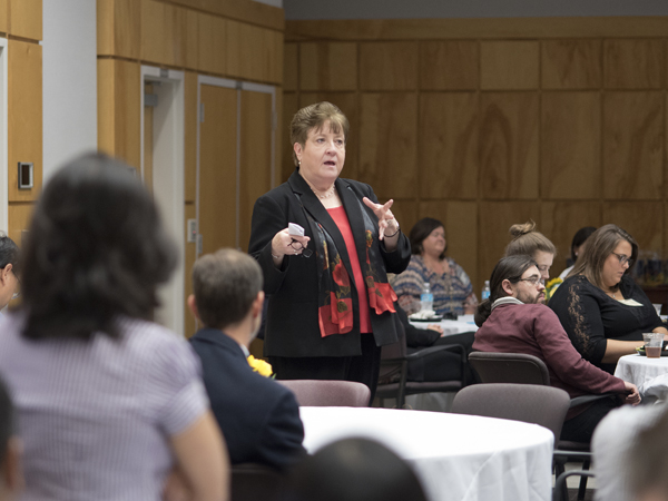 Bender spoke to students at a luncheon held during the SGSHS Research Day.