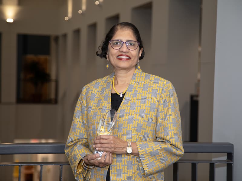 Meritorious Research Service-Faculty award recipient Dr. Vani Vijayakumar