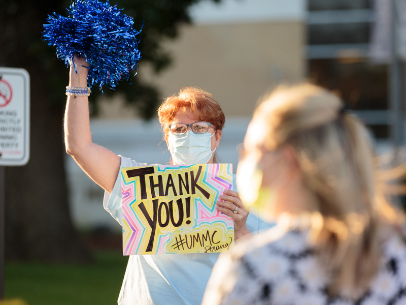 UMMC hospital leaders cheered on employees arriving for work May 7 during the kickoff for Employee Appreciation Week.