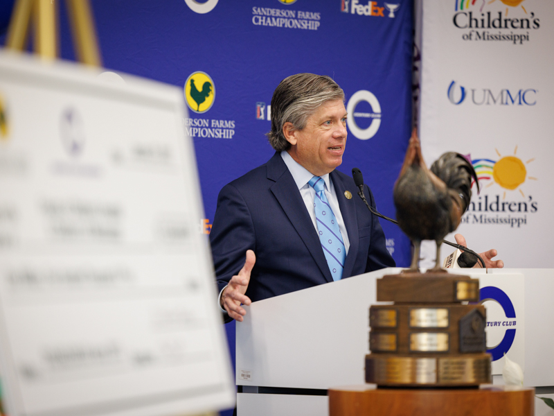 Steve Jent, executive director of the Sanderson Farms Championship, thanks the PGA TOUR event's many fans and volunteers.