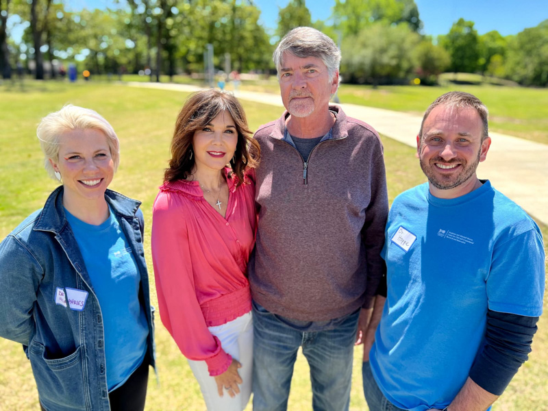 Dr. Laura Humphries and Dr. Ian Hoppe thank philanthropists Stephanie and Mitchell Morris for making Plastic Surgery Family Fun Day possible.