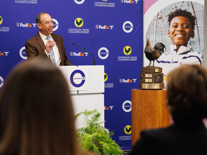 Pic Billingsley, senior vice president and general manager of retail sales for Wayne-Sanderson Farms, thanks the many involved in the Sanderson Farms Championship.