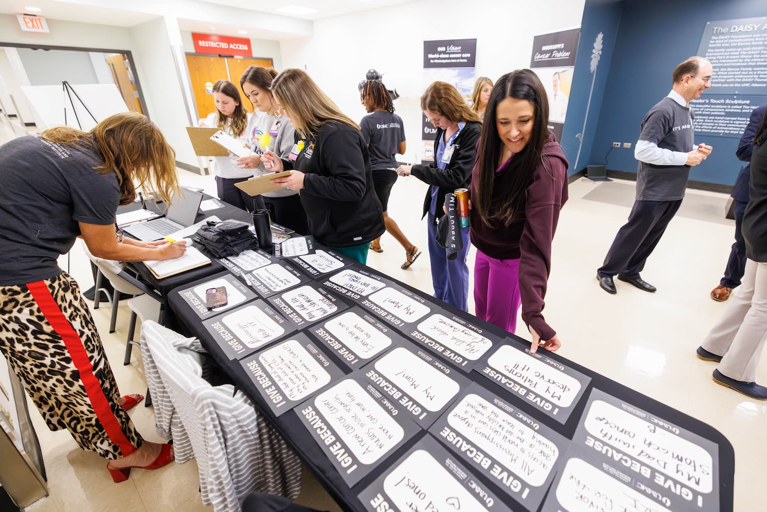 UMMC employees enthusiastically support the campaign to build a new cancer center.