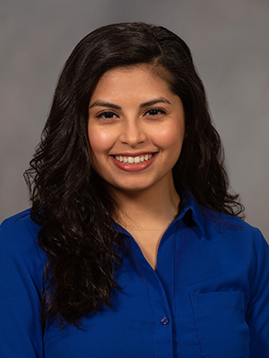 Professional Photo of Aurora Diaz 