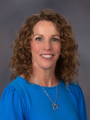 Portrait of Dr. Jennifer Reneker