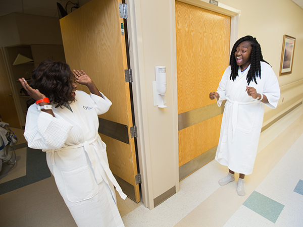 Barnes, left, and Dixon meet for the first time during their recovery.