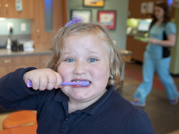 Anna Kay Todd of Como demonstrates proper dental hygiene.