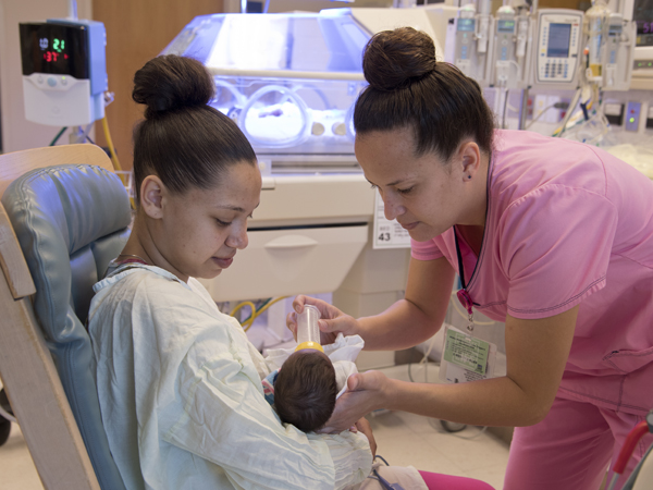 Collaborative brings state's clinicians together for mothers, babies