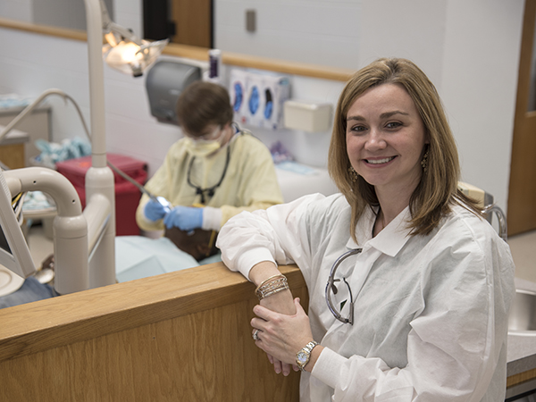 2003 SOD graduate named Dental Alumnus of the Year