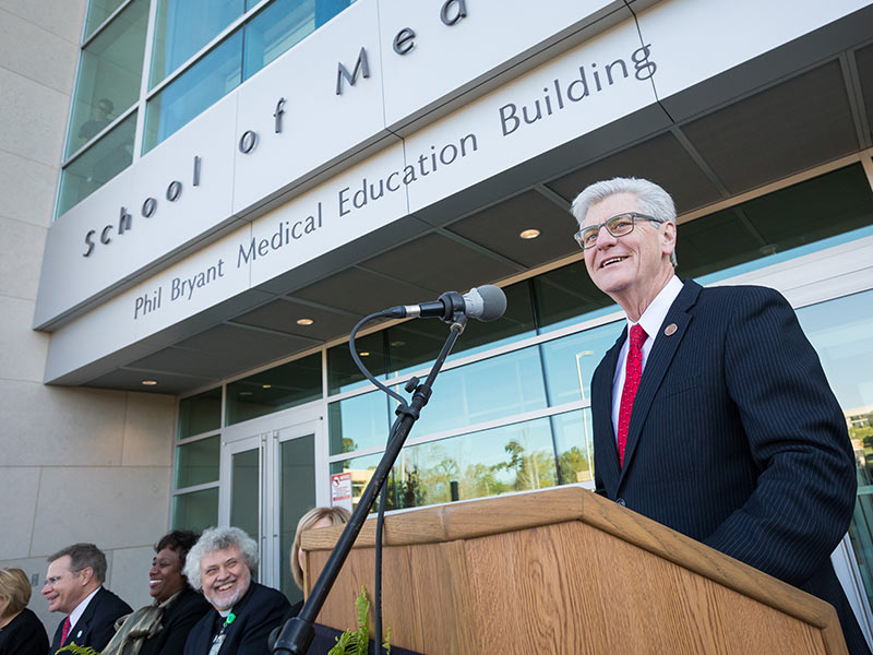 Gov. Phil Bryant addresses those gathered for the formal naming of the Phil Bryant Medical Education Building.