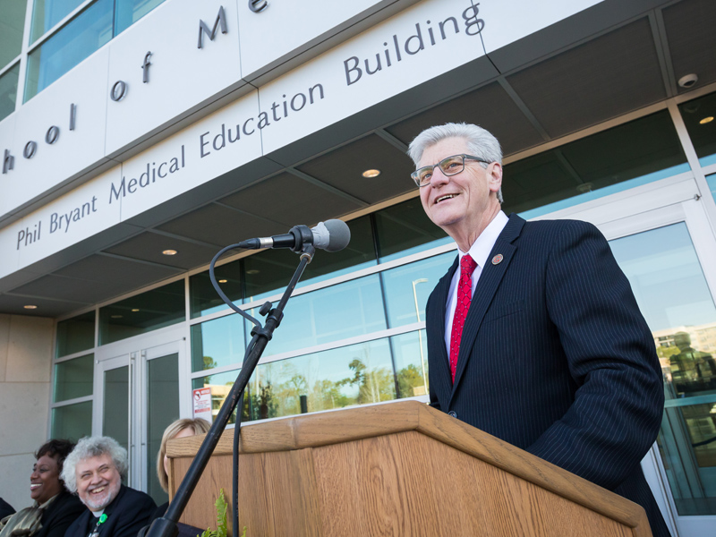 Gov. Phil Bryant addresses those gathered for the formal naming of the Phil Bryant Medical Education Building.