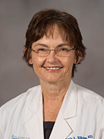 Portrait of Dr. Stephanie Elkins