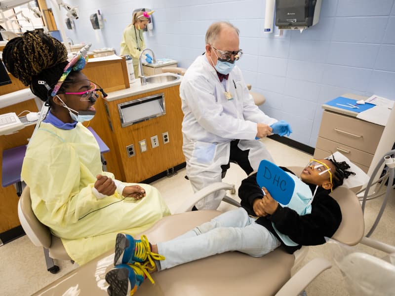 340 Jps Students Receive Free Dental