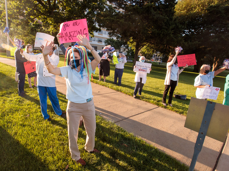 Employees arriving on campus May 7 got a warm greeting from hospital leaders including University Heart executive director Camille Richards during the kickoff for Employee Appreciation Week.