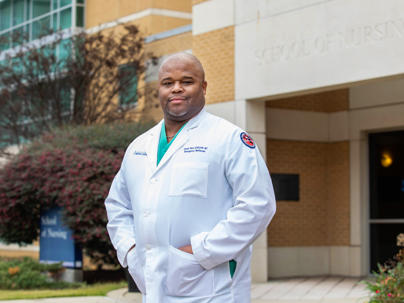 Dr. Derek Holt, assistant professor and director of the family nurse practitioner track, is recipient of the 2022 Nurse Practitioners State Award for Excellence, presented by the American Association of Nurse Practitioners.