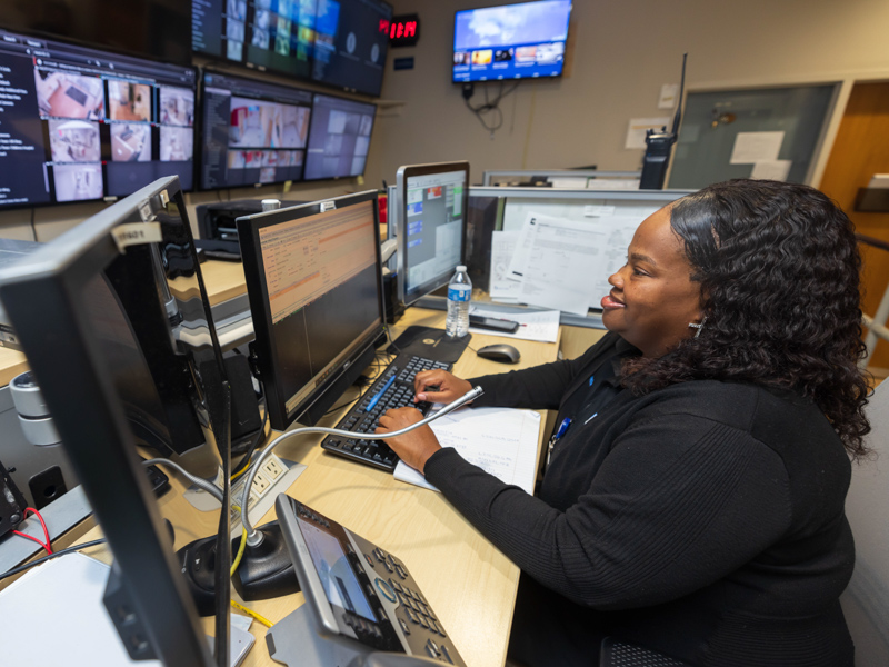 ummcpolicedispatchers-20221202-01.jpg