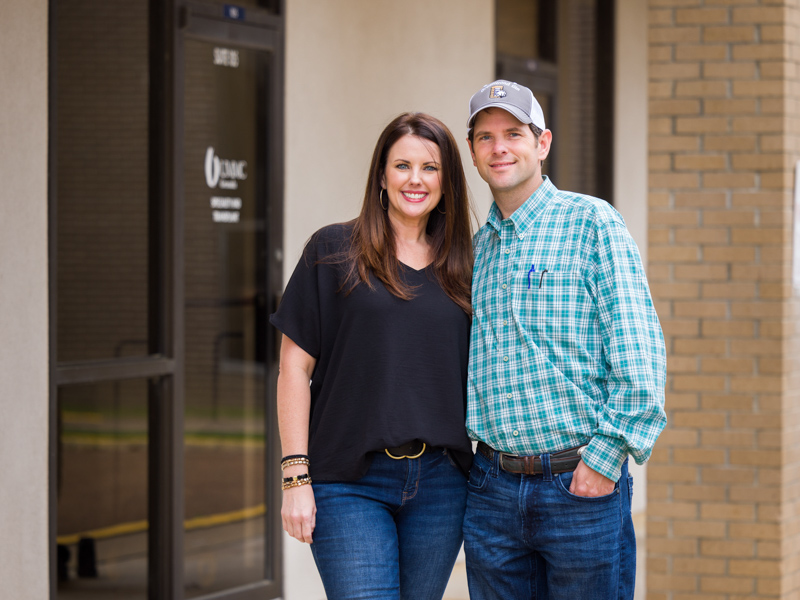 Maggie Gilliland, left, donated a kidney to her brother, Walter Makamson.