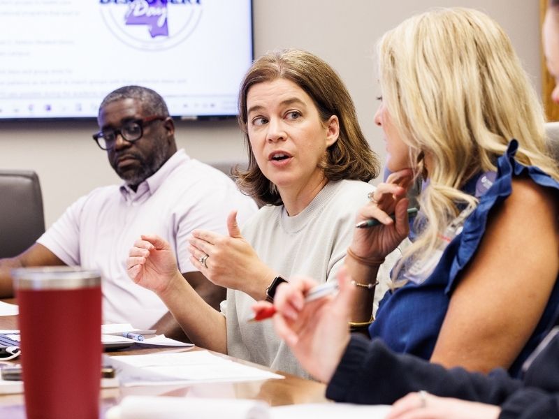 Dr. Molly Ratcliff, second from left, directs the UMMC Student Recruitment Committee meeting while other members including, from left, Dr. Jan Williams of the School of Graduate Studies in the Health Sciences, Andi Cruthirds of the School of Health Related Professions look on.