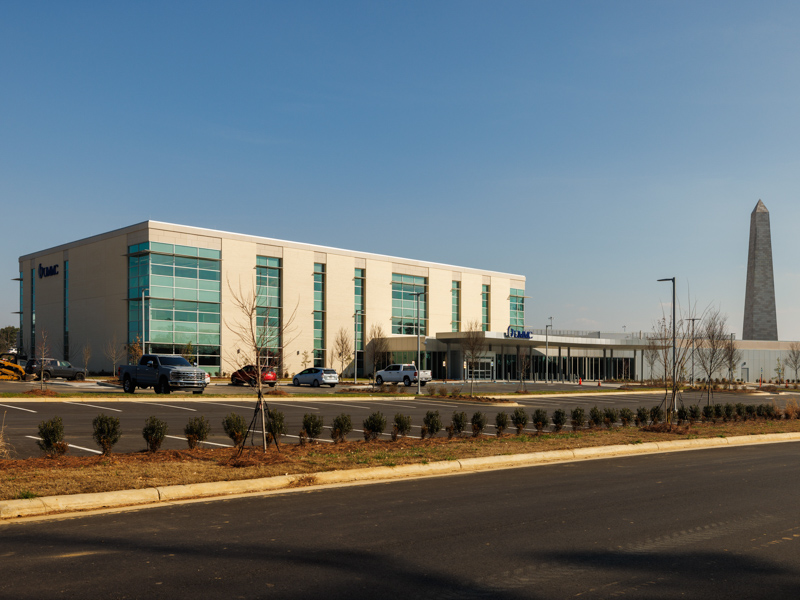 The approximately 131,000-square-foot campus includes a medical office building, ambulatory surgery facility, advanced imaging services and an education space.