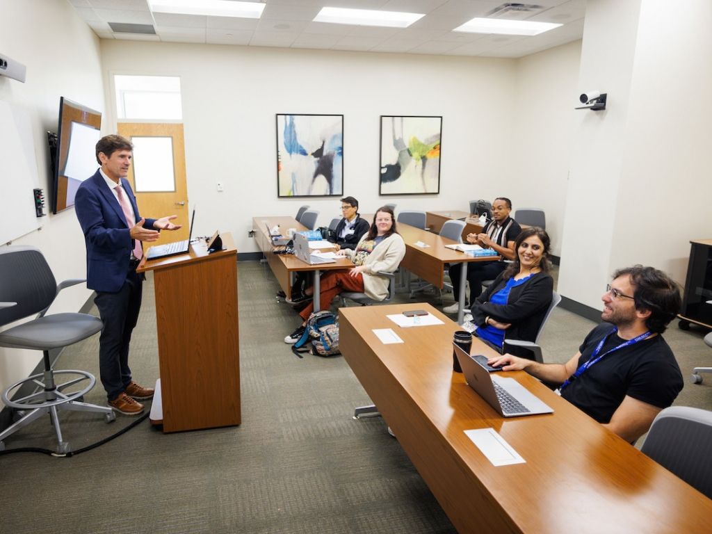 Dr. Thomas Dobbs, dean of the John D. Bower School of Population Health, speaks to students during a class at UMMC.
